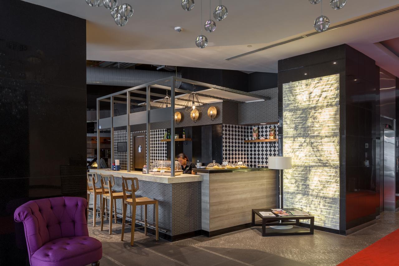 Hotel Las Americas Golden Tower Panama Exteriör bild The kitchen at the restaurant